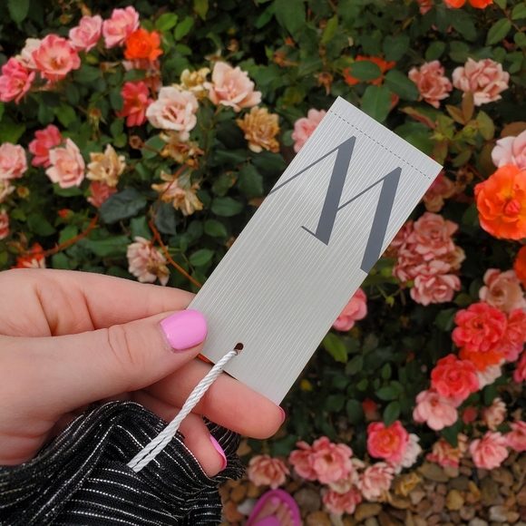 NWT Worthington Women's V-Neck Black and Silver Striped Peplum Blouse Size Small - Picture 7 of 17